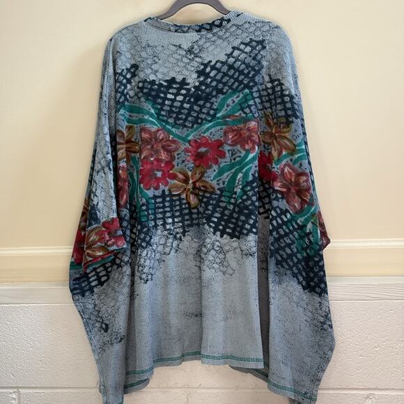 Winter Sun Floral Patterned cotton knit medium tunic Top - Picture 6 of 6